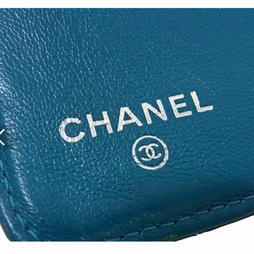 Chanel Green Patent Leather Blue Lambskin Wallet